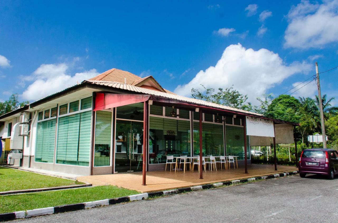 Kertih Damansara Inn Kerteh Exterior photo