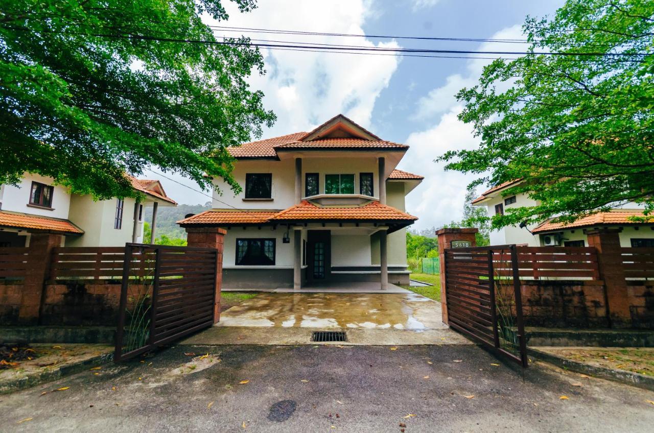 Kertih Damansara Inn Kerteh Exterior photo