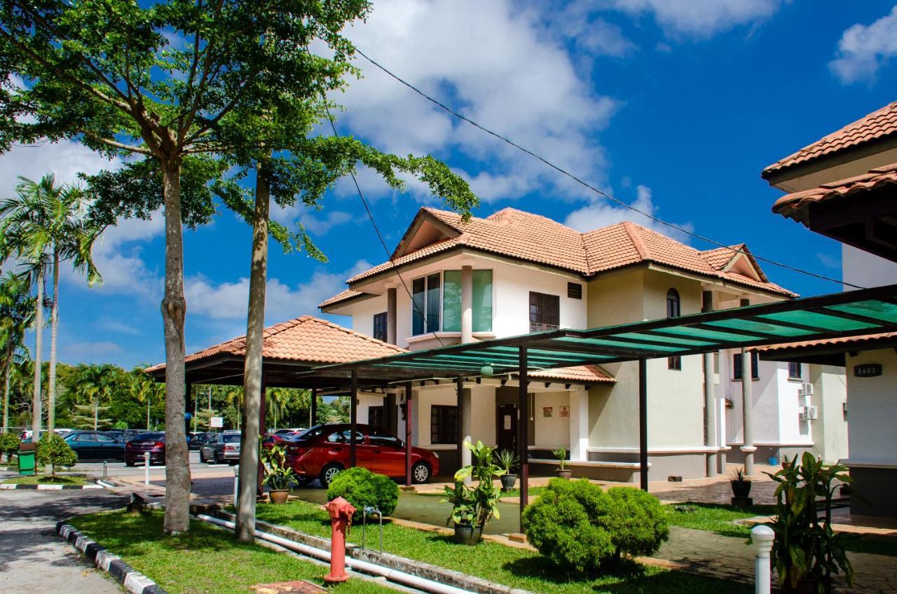 Kertih Damansara Inn Kerteh Exterior photo